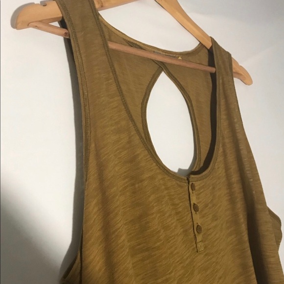 Little Yellow Button tank size M Anthro - Picture 2 of 5